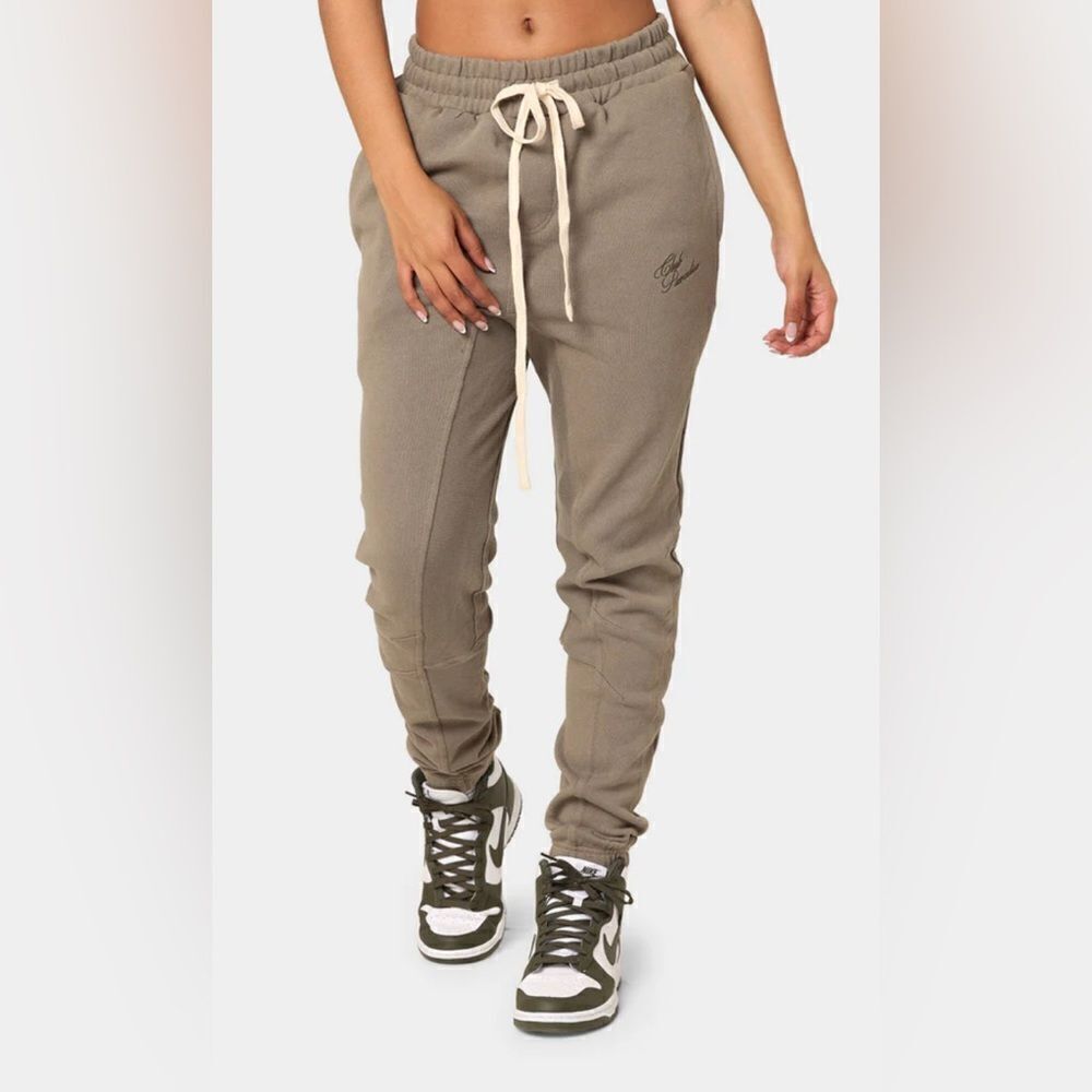NWT Club Paradise Culture Kings Unisex Taupe Amalfi Sweatpants Joggers- Size M - Picture 3 of 15